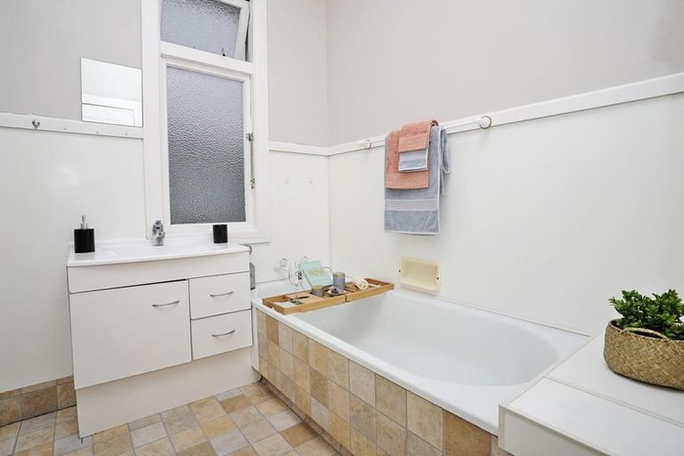 Photo of property in 35 Leith Street, Windsor, Invercargill, 9810