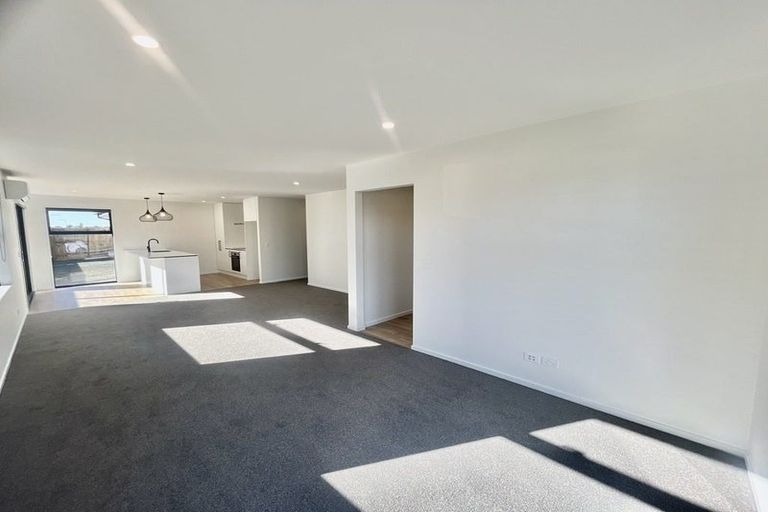 Photo of property in 10 Mehrtens Crescent, Woodend, 7691