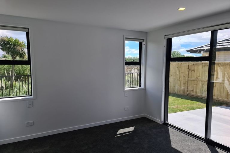 Photo of property in 11 Hinaki Street, Poike, Tauranga, 3112