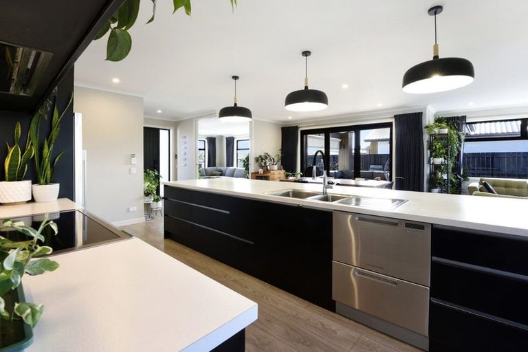 Photo of property in 8 Rosemary Place, Stoke, Nelson, 7011