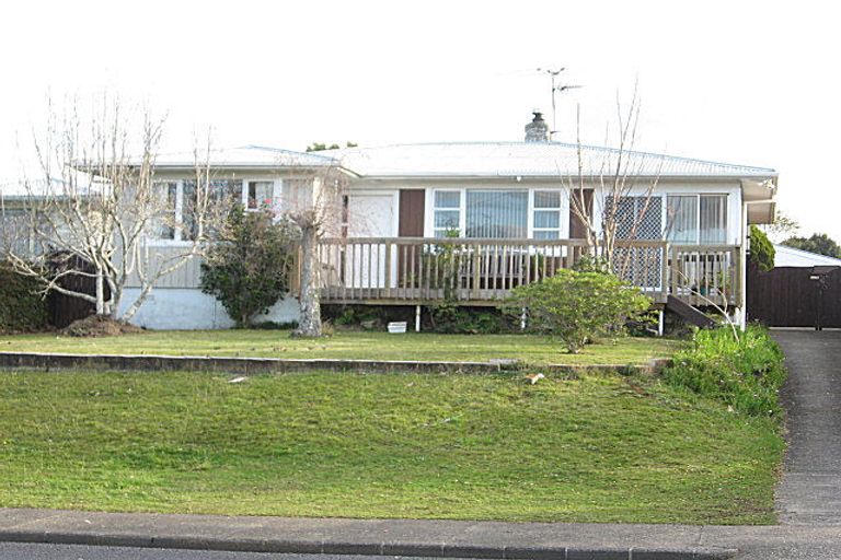 Photo of property in 35 Coxhead Road, Manurewa, Auckland, 2102
