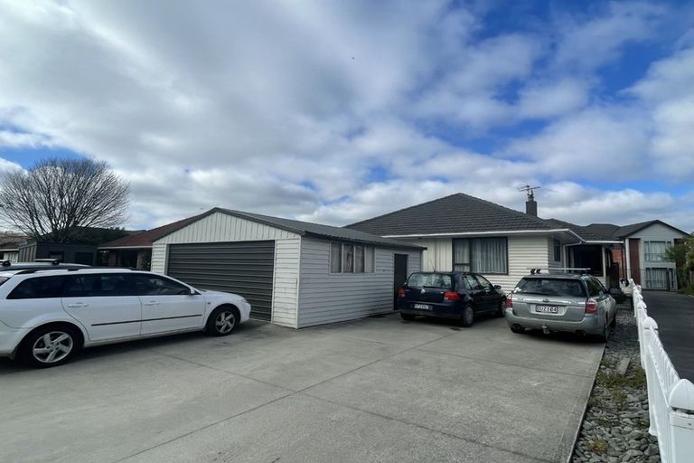 Photo of property in 46 Athol Terrace, Upper Riccarton, Christchurch, 8041