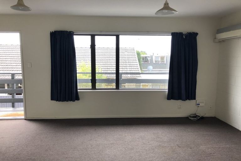 Photo of property in 6/37 Brockworth Place, Riccarton, Christchurch, 8011