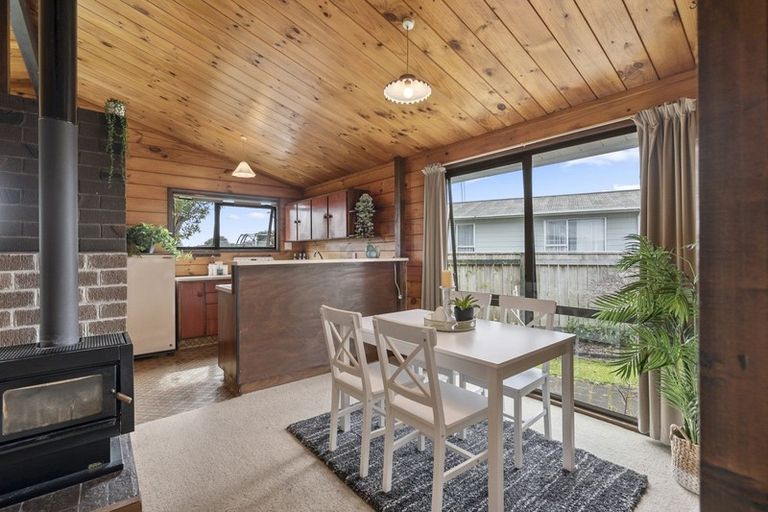 Photo of property in 27 Sole Avenue, Bell Block, New Plymouth, 4312