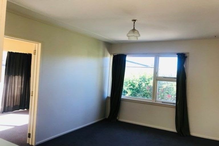 Photo of property in 4 Gladson Avenue, Sockburn, Christchurch, 8042