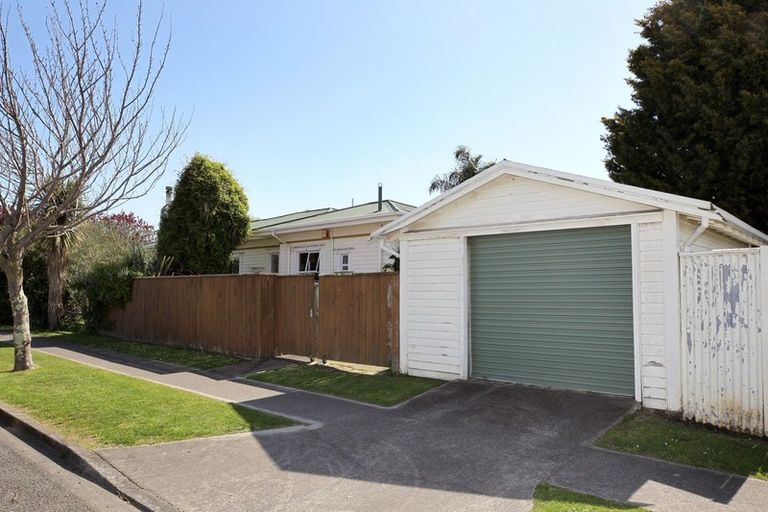 Photo of property in 510 Alexandra Street, Hastings, 4122