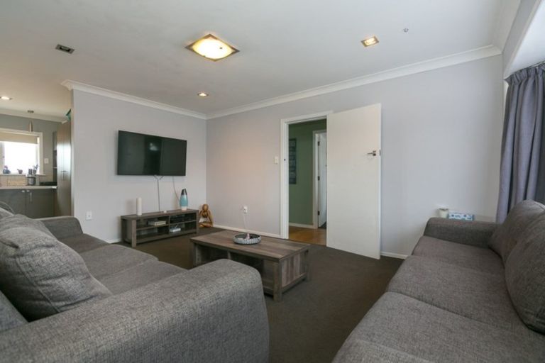 Photo of property in 19 Clyde Street, Ferndale, New Plymouth, 4310