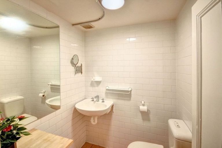 Photo of property in 3 Peel Street, Mornington, Dunedin, 9011