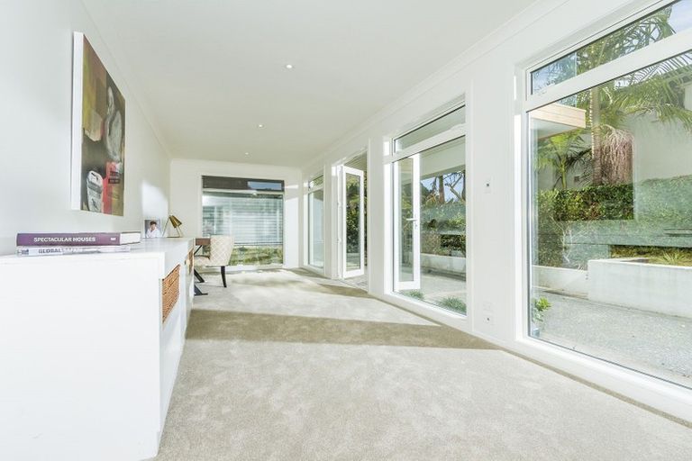 Photo of property in 15 The Strand, Takapuna, Auckland, 0622