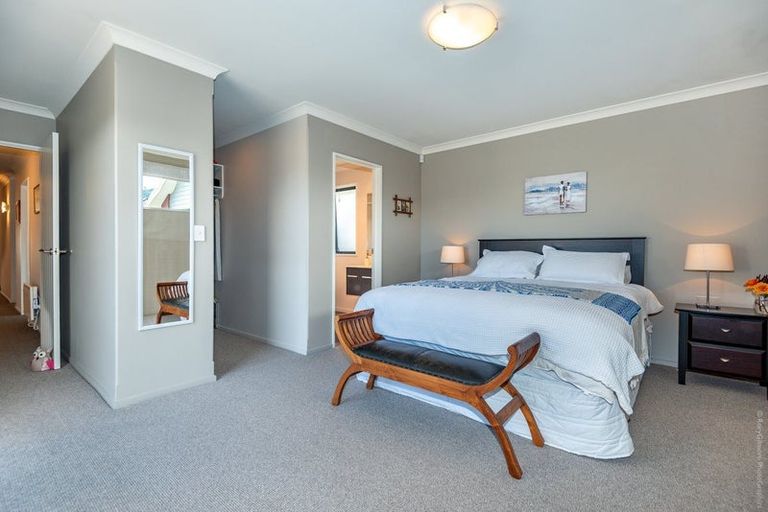 Photo of property in 7 Fredrica Lane, Heathcote Valley, Christchurch, 8022