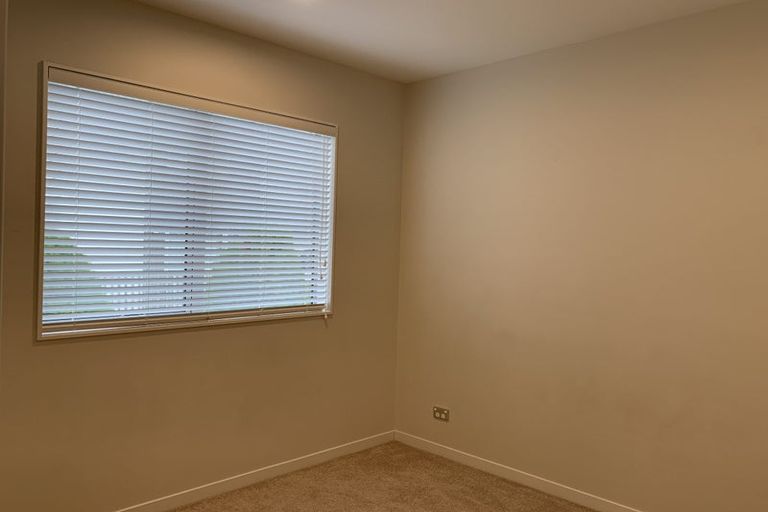 Photo of property in 4 Corveen Road, Flat Bush, Auckland, 2019
