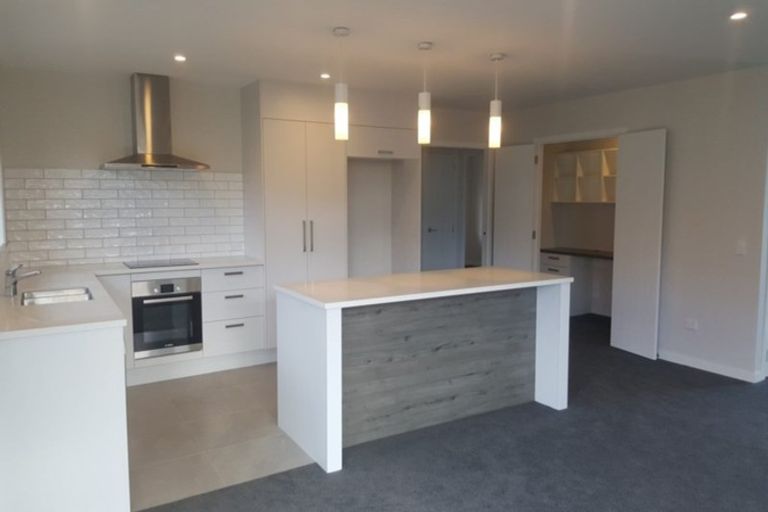 Photo of property in 102 Kupe Drive, Whitianga, 3510