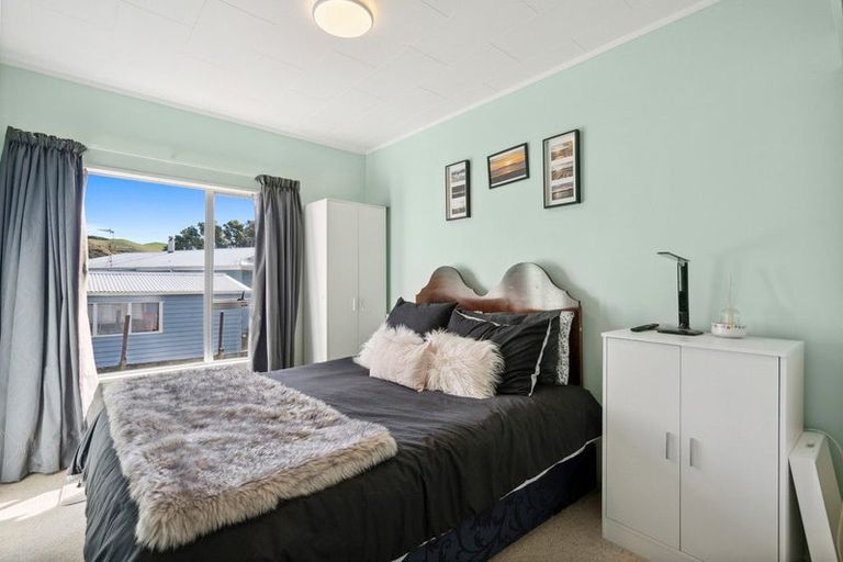 Photo of property in 7 Downs View Place, Pukerua Bay, 5026