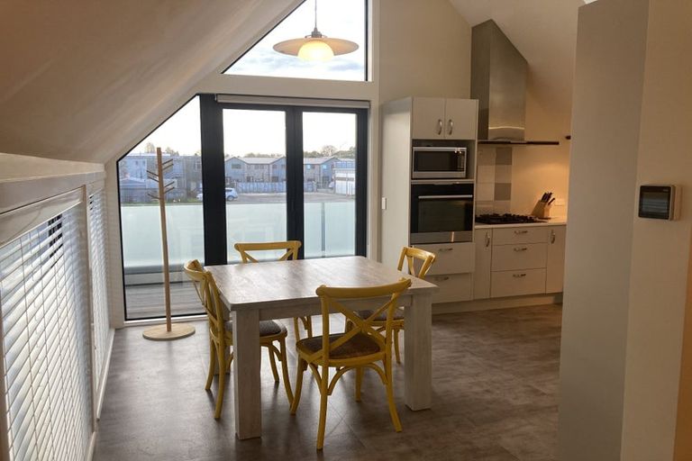 Photo of property in 9 Bartlett Street, Riccarton, Christchurch, 8011