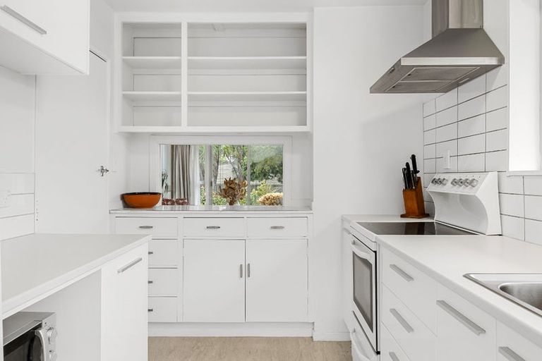 Photo of property in 5/80 Charles Street, Waltham, Christchurch, 8011