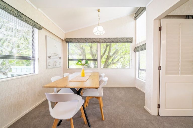 Photo of property in 6 Denver Grove, Totara Park, Upper Hutt, 5018