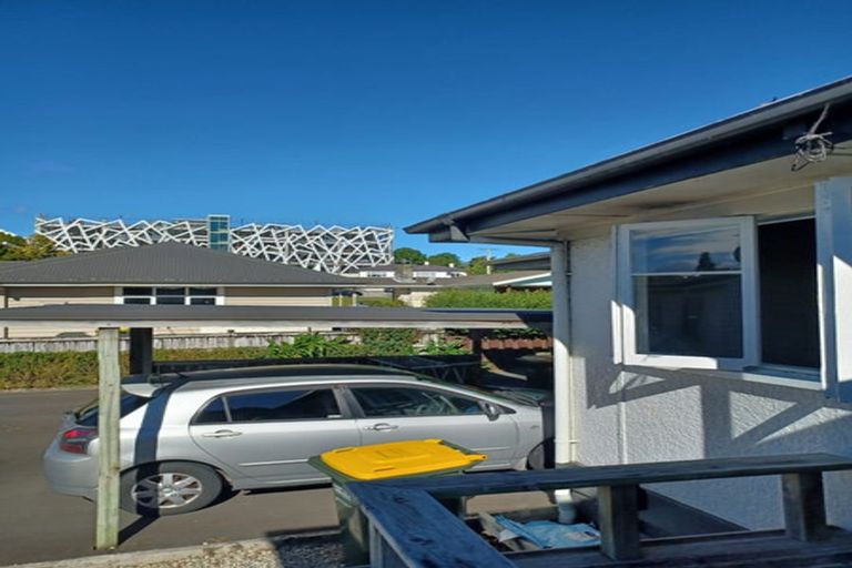 Photo of property in 3 Sandleigh Road, Hamilton Lake, Hamilton, 3204