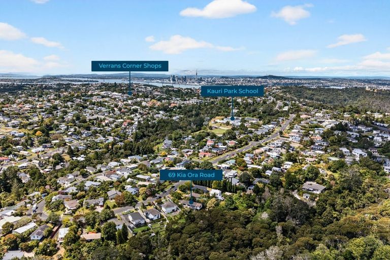 Photo of property in 69 Kia Ora Road, Beach Haven, Auckland, 0626