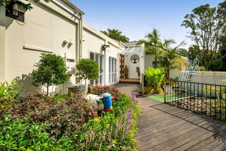 Photo of property in 330 Kelly Road, Lepperton, New Plymouth, 4373