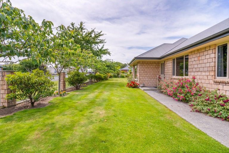 Photo of property in 109 Park Street, Winton, 9720