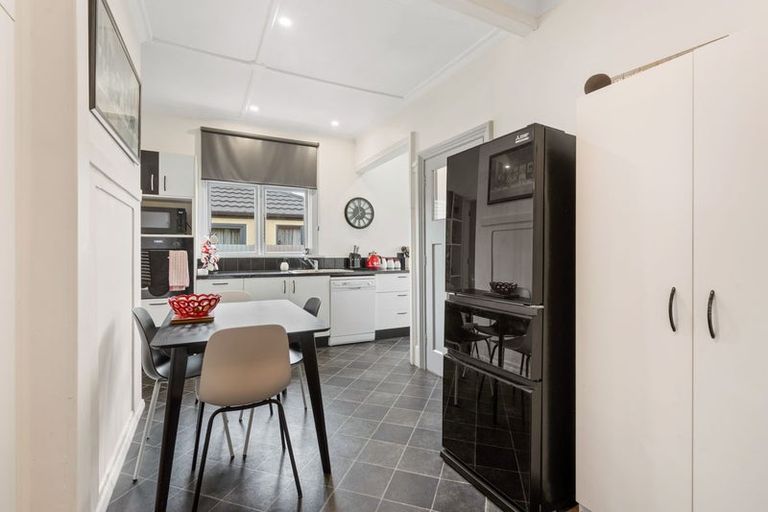 Photo of property in 24 Loyalty Street, Forbury, Dunedin, 9012