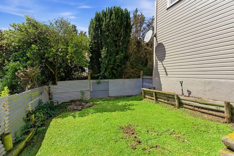 Photo of property in 38 Ryehill Street, Calton Hill, Dunedin, 9012
