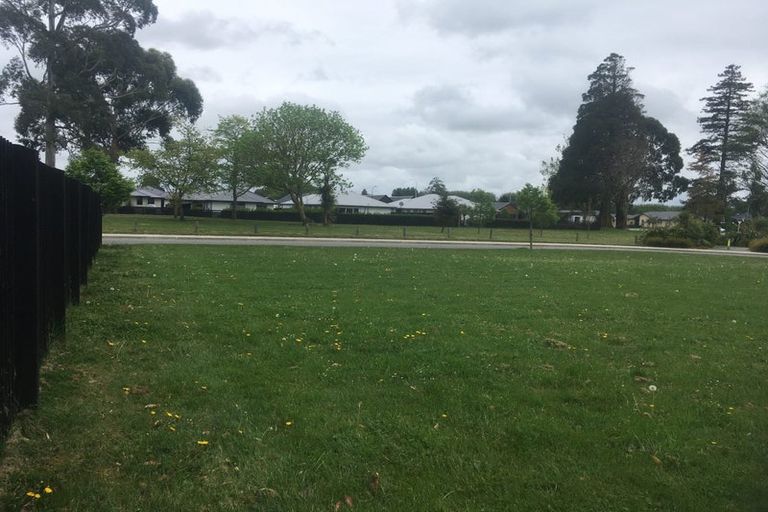 Photo of property in 24 Minerva Crescent, Woodend, 7610