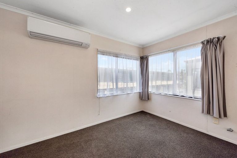 Photo of property in 2/1161 Victoria Street, Whitiora, Hamilton, 3200