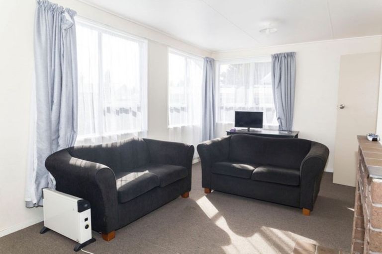 Photo of property in 18 Runciman Place, Dannevirke, 4930