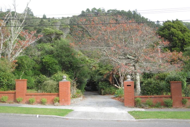 Photo of property in 74 Tawhai Street, Stokes Valley, Lower Hutt, 5019