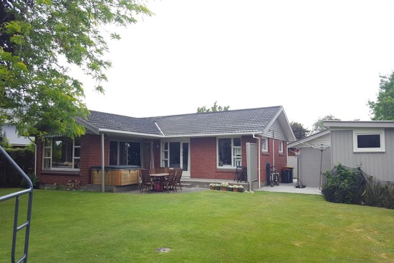 Photo of property in 205a Matsons Avenue, Papanui, Christchurch, 8053