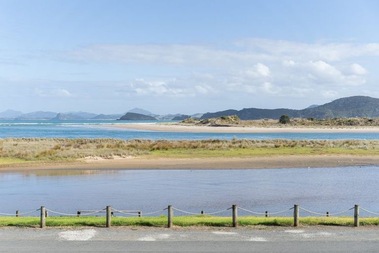 Photo of property in 21 Te Maika Road, Ngunguru, Whangarei, 0173