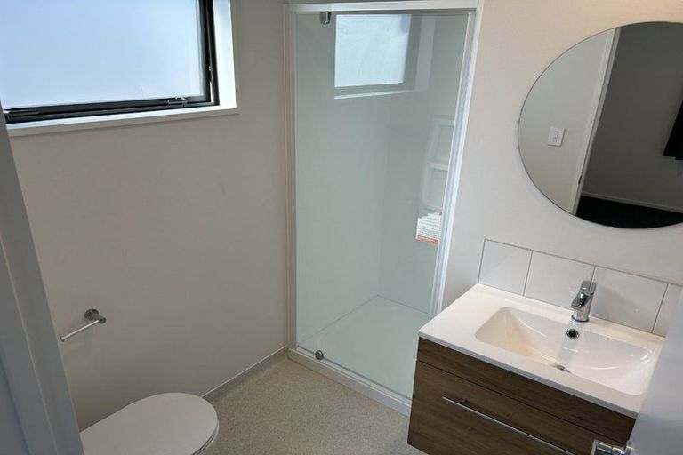 Photo of property in 2/26 Grove Road, Addington, Christchurch, 8024