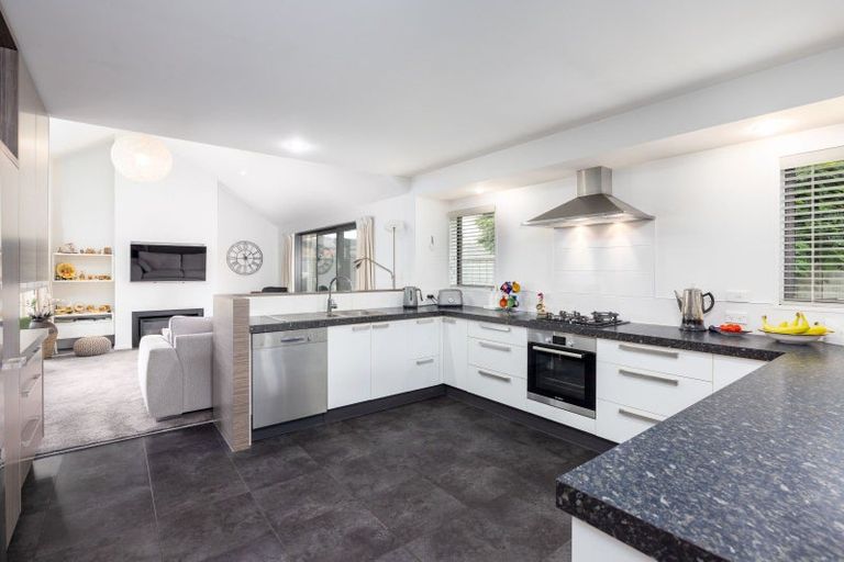 Photo of property in 10 Chimera Street, Pegasus, 7612