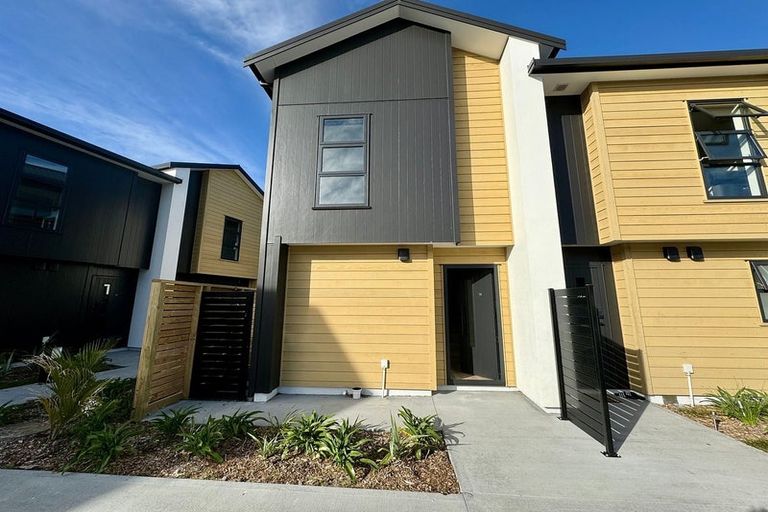 Photo of property in 73 Te Ara O Papatahi, Wainuiomata, Lower Hutt, 5014