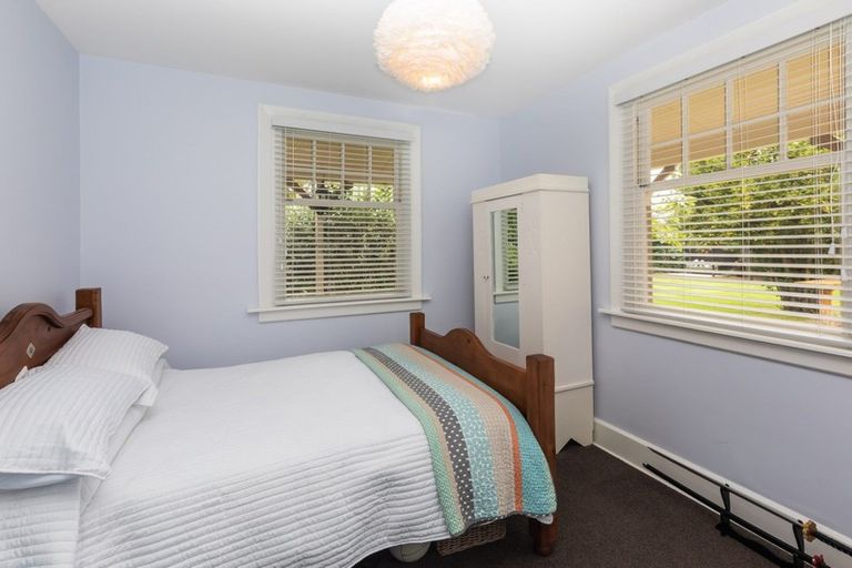 Photo of property in 44 Alpha Avenue, Strowan, Christchurch, 8052