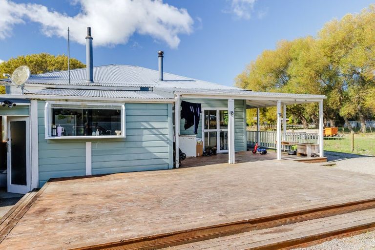 Photo of property in 37 Newman Road, Eketahuna, 4900
