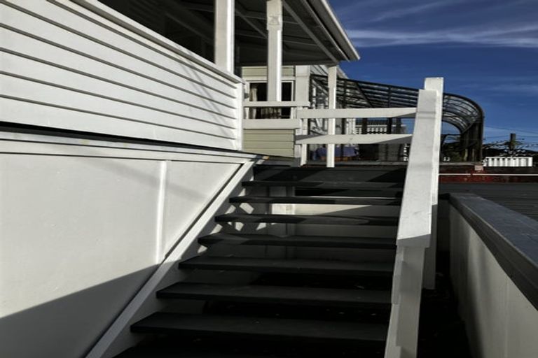 Photo of property in 49 Mckinley Crescent, Brooklyn, Wellington, 6021