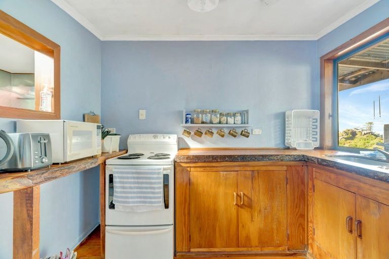 Photo of property in 940 Brighton Road, Brighton, Dunedin, 9035