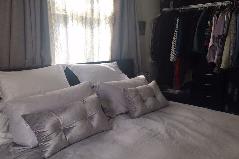 Photo of property in 369 Triangle Road, Henderson, Auckland, 0610