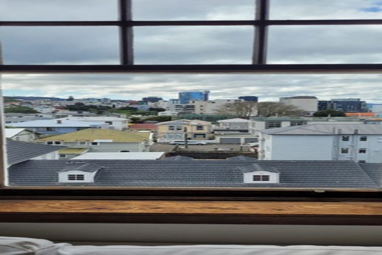 Photo of property in Blythswood Flats, 16/3 Aro Street, Aro Valley, Wellington, 6021