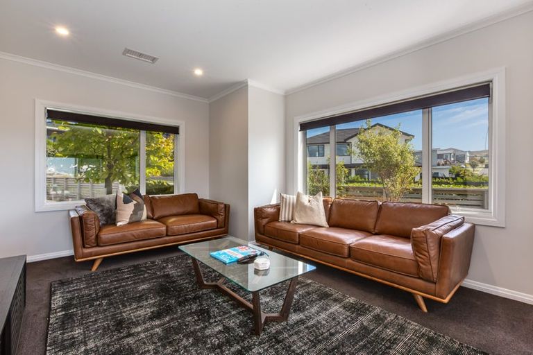 Photo of property in 25 Ken Douglas Drive, Aotea, Porirua, 5024