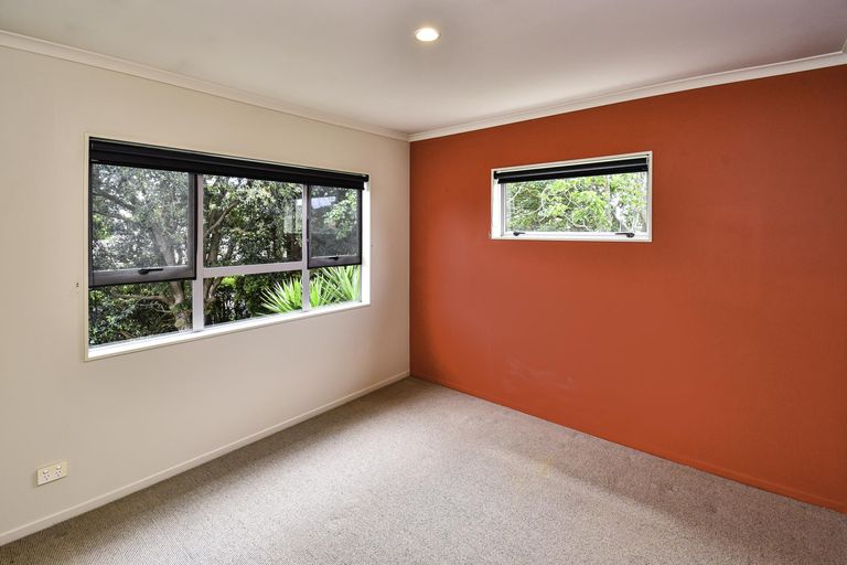Photo of property in 17a Oakland Avenue, Papatoetoe, Auckland, 2025