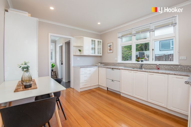 Photo of property in 2a Short Street, Burnside, Dunedin, 9011