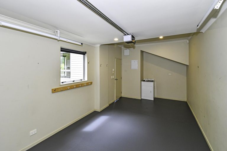 Photo of property in 17a Oakland Avenue, Papatoetoe, Auckland, 2025