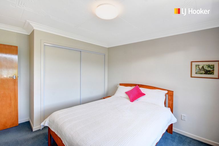 Photo of property in 15 Bayne Terrace, Macandrew Bay, Dunedin, 9014