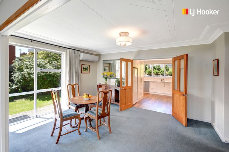 Photo of property in 15 Bayne Terrace, Macandrew Bay, Dunedin, 9014