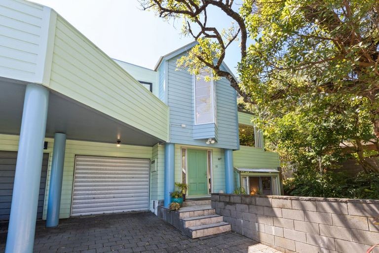 Photo of property in 15 Kaitawa Road, York Bay, Lower Hutt, 5013