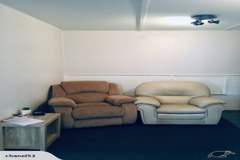 Photo of property in 2/27 Salem Place, Torbay, Auckland, 0630