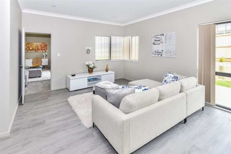 Photo of property in 11 Stonedale Drive, Pukekohe, 2120